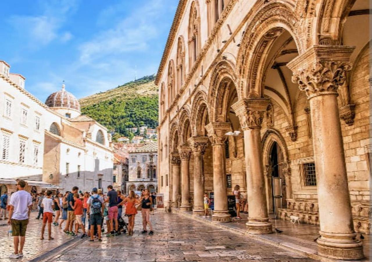 Large Three Bedroom, Center Of Old Town Apartment Dubrovnik
