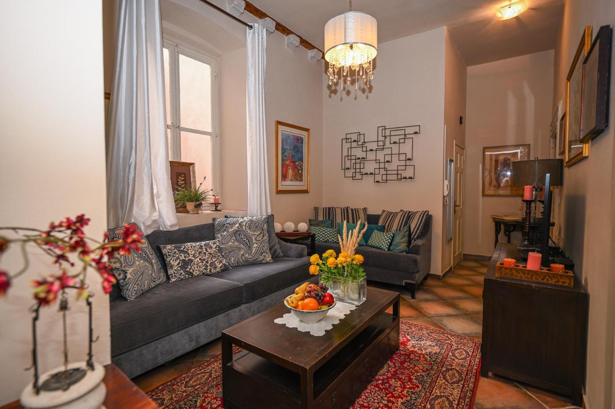 Apartment Large Three Bedroom, Center Of Old Town Dubrovnik